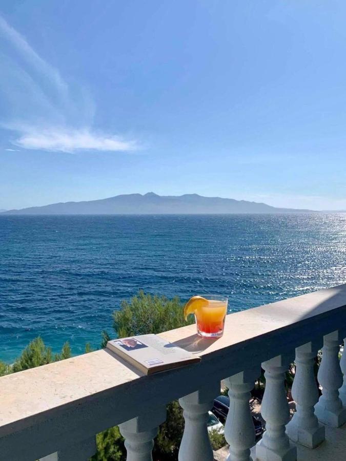 Hotel Kalemi's Beachside 3*