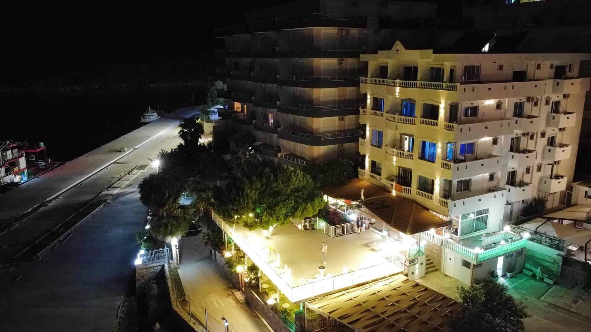 Kalemi's Beachside 3* Sarandë