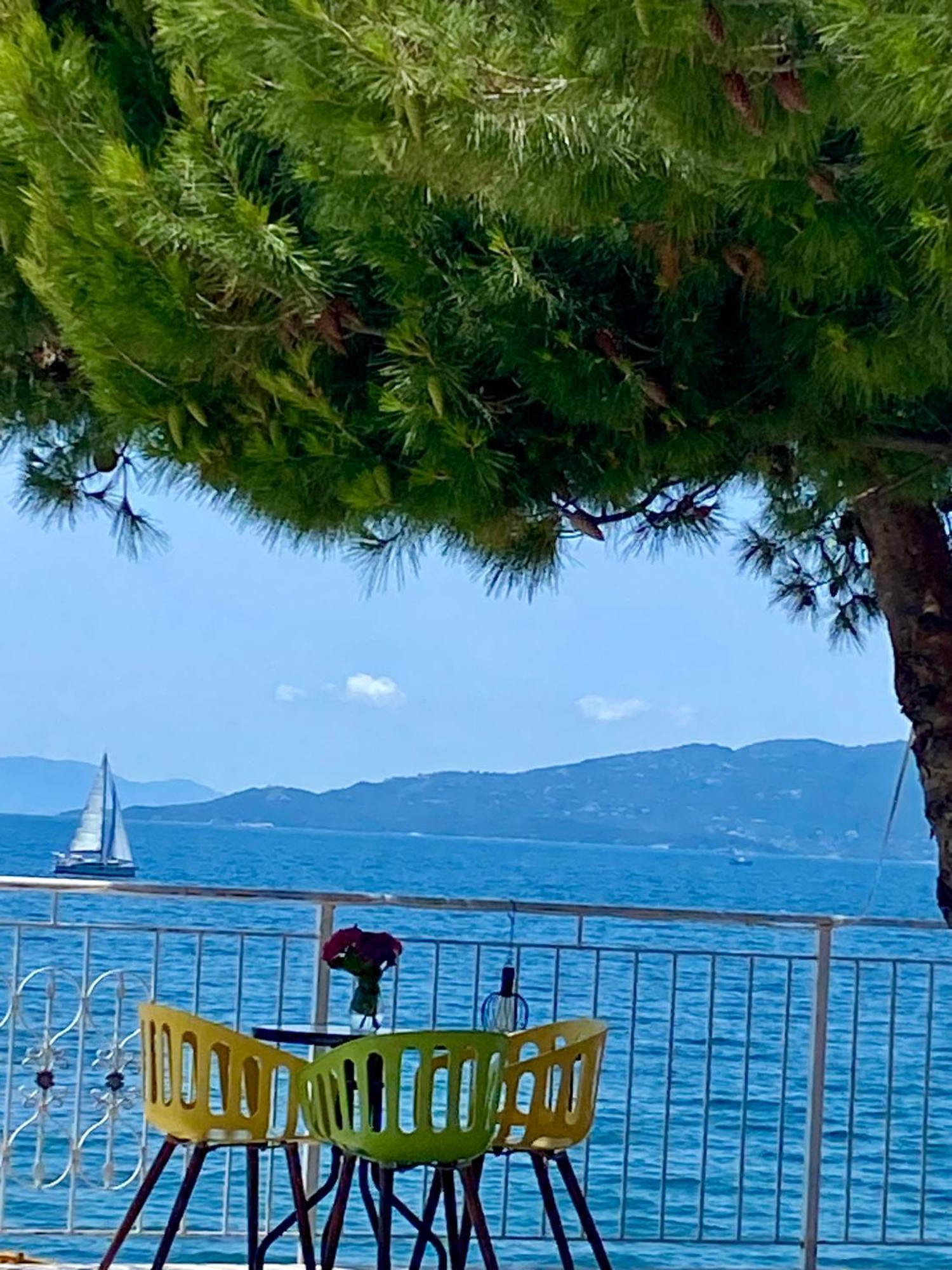 Kalemi's Beachside Sarandë