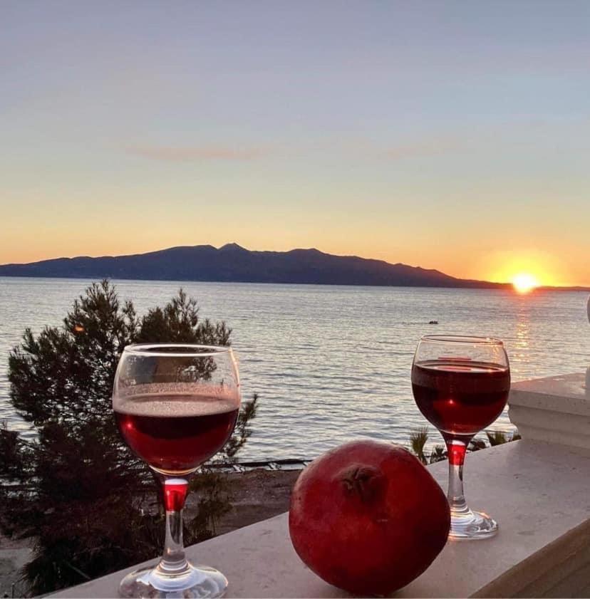 Kalemi's Beachside Hotel Sarande