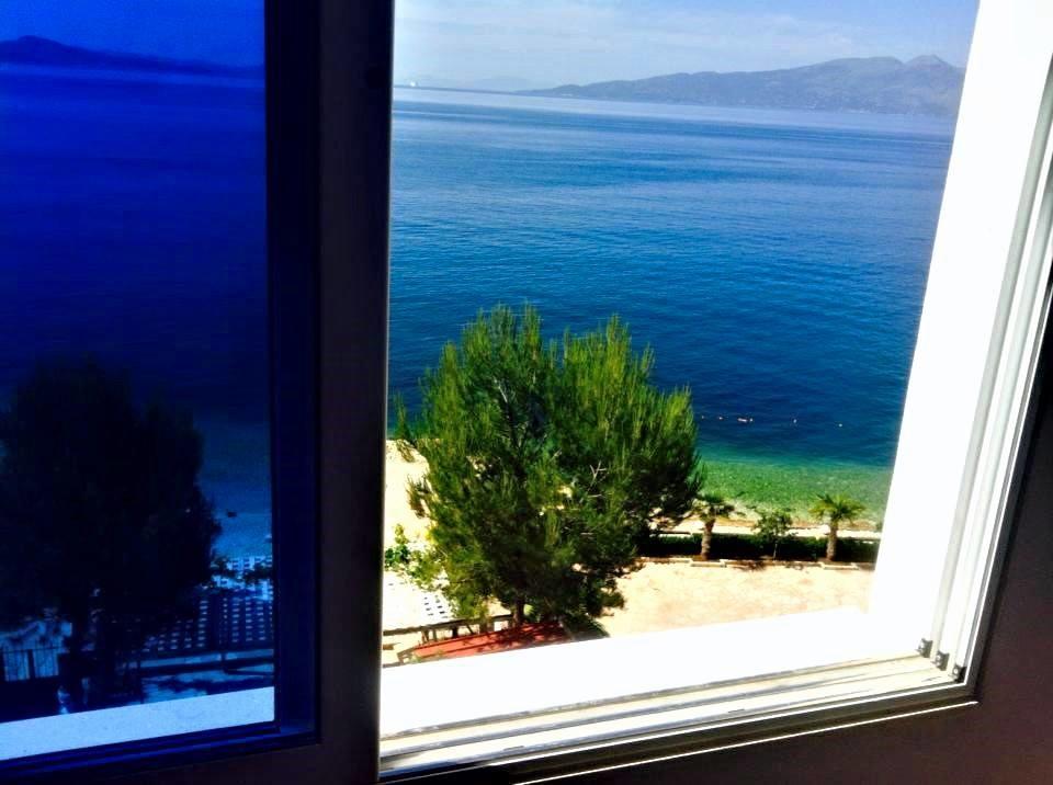 Kalemi's Beachside Hotel 3*
